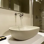 Bed & Breakfast Trerooms 3*